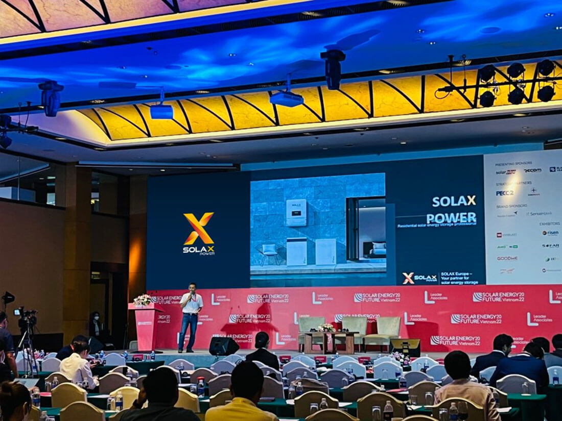 SolaX Power LV Storage Solutions Debuted at SEVF2022